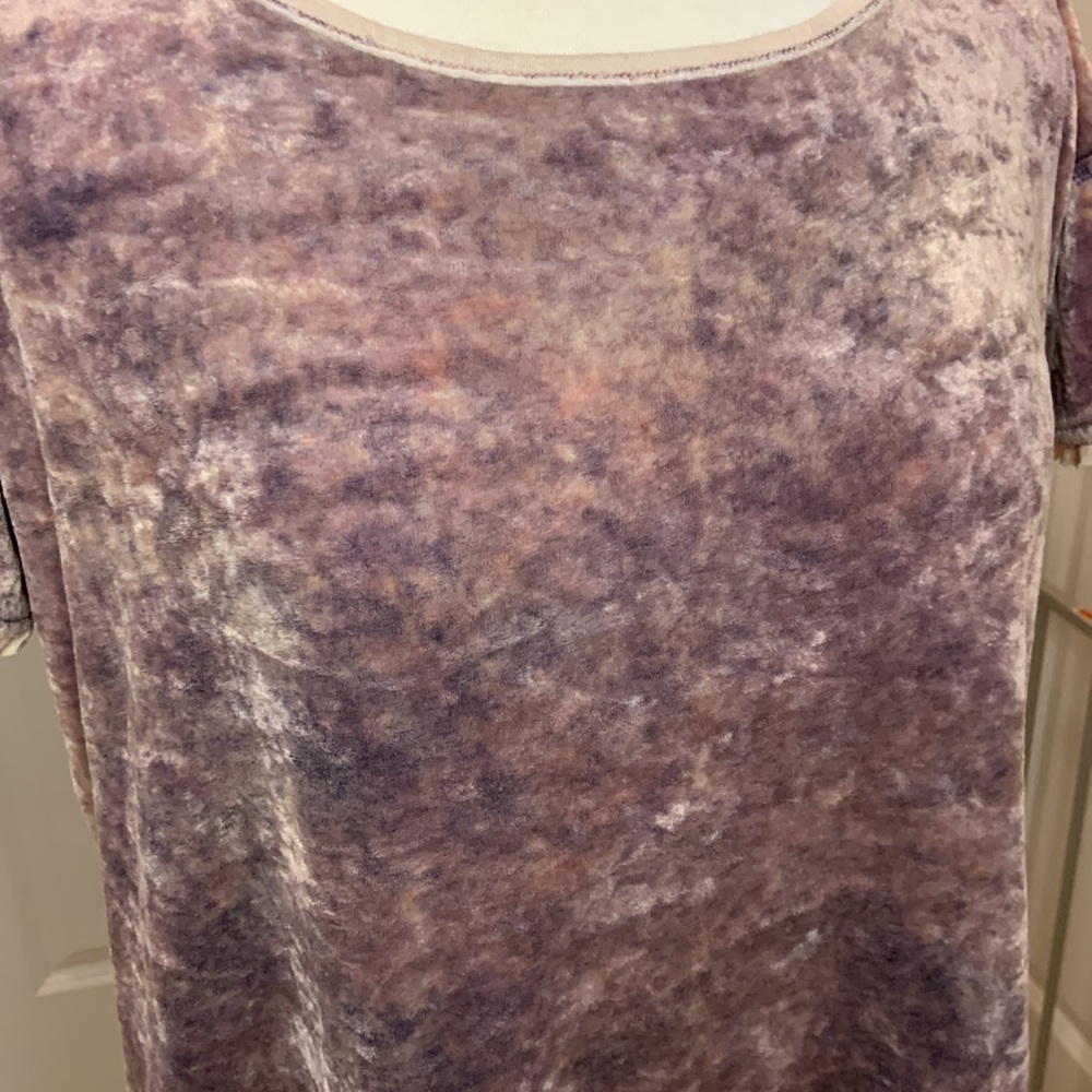 We the Free raw edge ladies Doran velvet top high low hem size says TP+XS - Picture 2 of 11